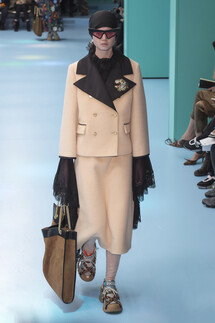 Gucci Fall 2018 Ready-to-Wear , Гуччи осень зима 2018 , Fashion show , неделя моды в Милане , MFW , Mainstyles